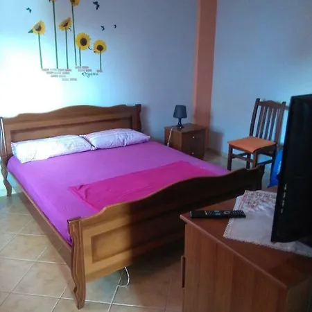 Vila Saba Ksamil